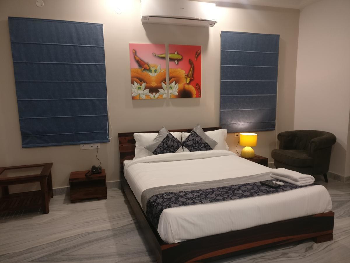 Misty Lake Guest House Hyderabad Eksteriør billede